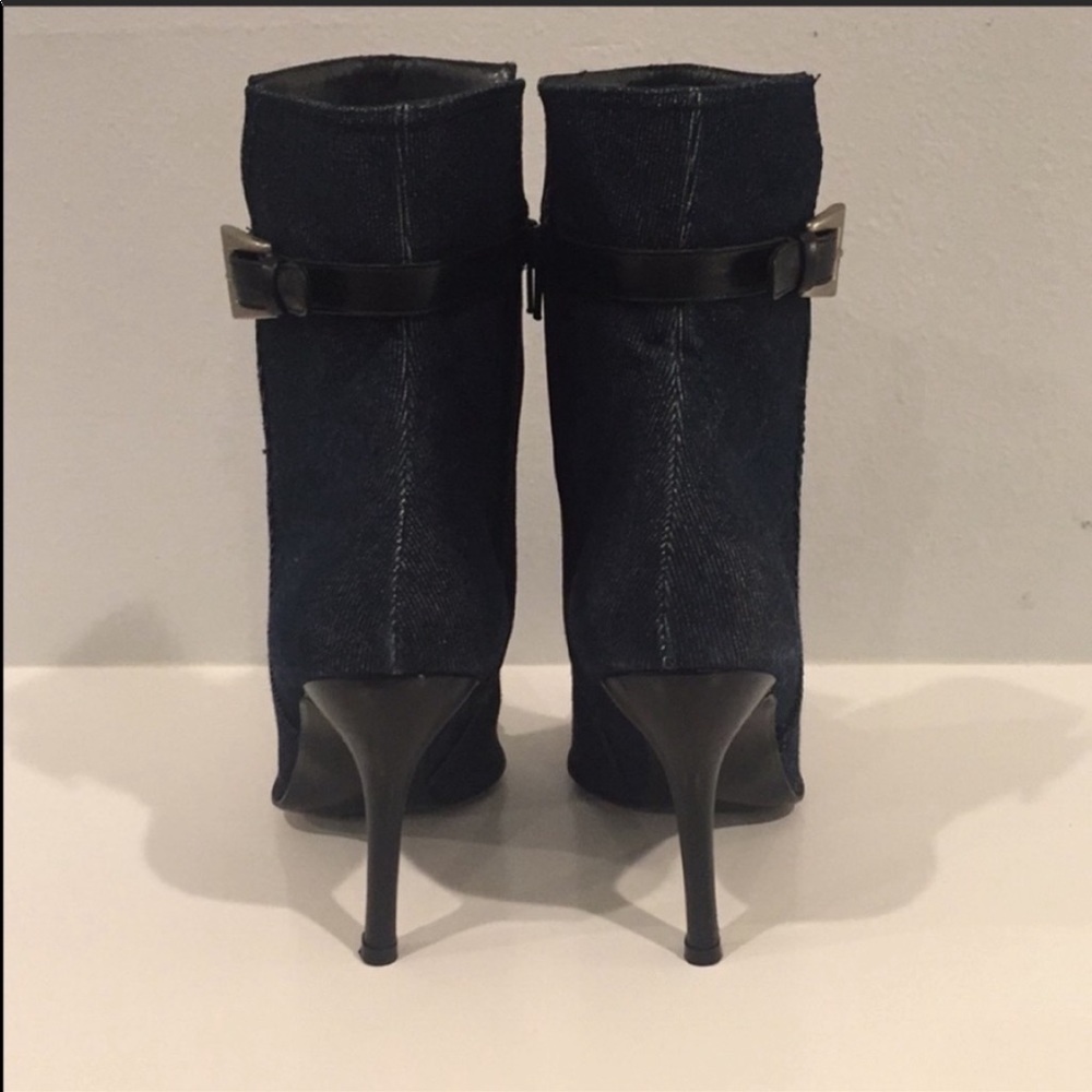 Stuart Weitzman Bottie Blue Demin Pointed Toe 8 - image 4